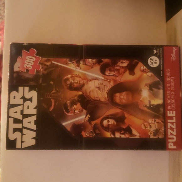 Star Wars 300 Piece Puzzle, never opened plus Star Wars the Last Jedi BRay - Picture 2 of 8